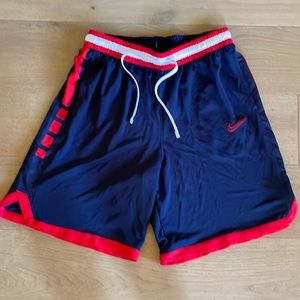 XL Nike short new